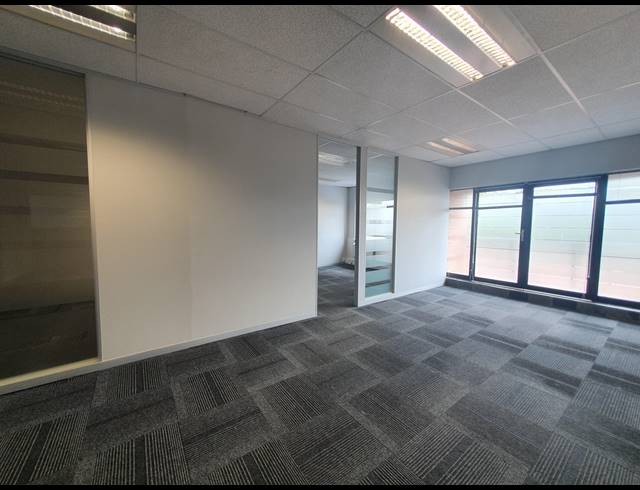 797M² OFFICE TO LET IN BEDFORDVIEW